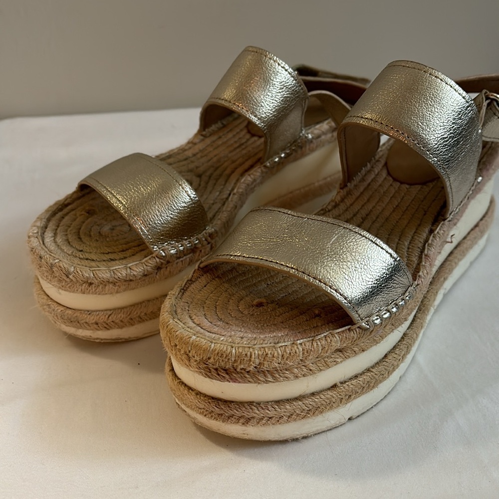 Marc Fisher chunky platform raffia espadrille metallic sandals - Picture 3 of 9